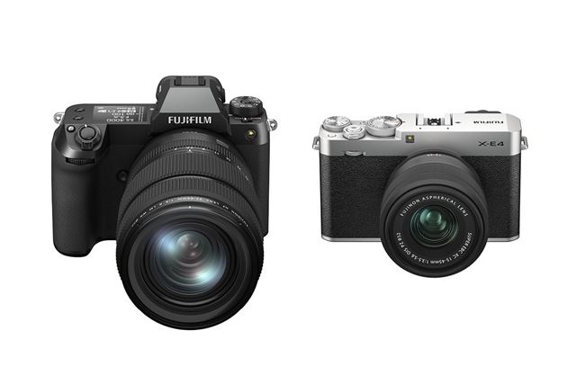 富士フイルム FUJIFILM X-E4 レンズキット [シルバー] 価格比較 - 価格.com