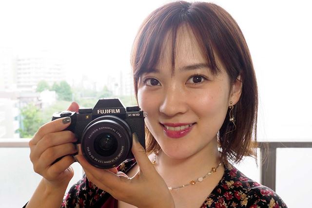 富士フイルム FUJIFILM X-S10 ボディ 価格比較 - 価格.com