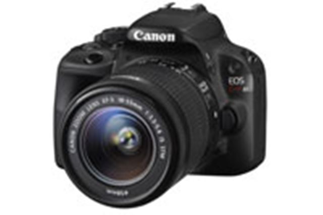 CANON EOS Kiss X8i ダブルズームキット 価格比較 - 価格.com