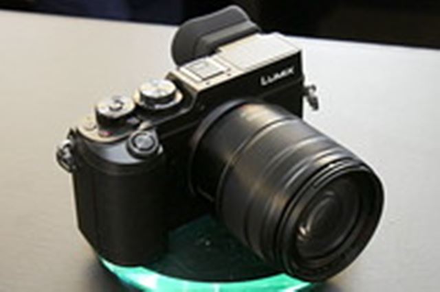 パナソニック LUMIX DMC-GX8-K ボディ [ブラック] 価格比較 - 価格.com