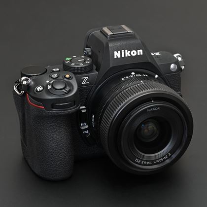 今週発売の注目製品】ニコンから、EVF搭載の光学35倍コンデジ「COOLPIX