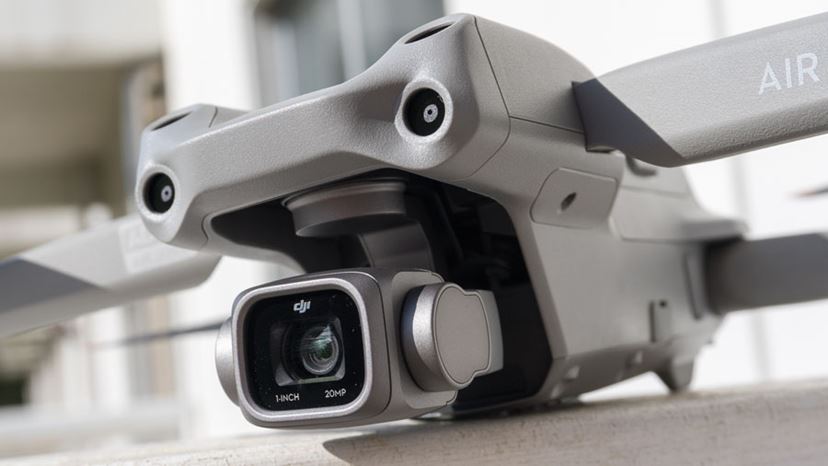 最新ドローン「DJI Air 2S」速攻インプレ！ 1インチセンサー搭載で空撮