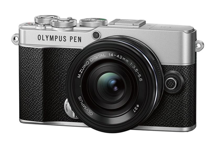 はじめての一眼カメラ」にもぴったり！ クラシカルデザインのミラー