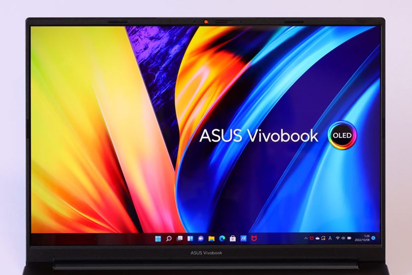 絶妙なサイズ感かも!? 14.5型有機EL＆「Hプロセッサー」搭載の