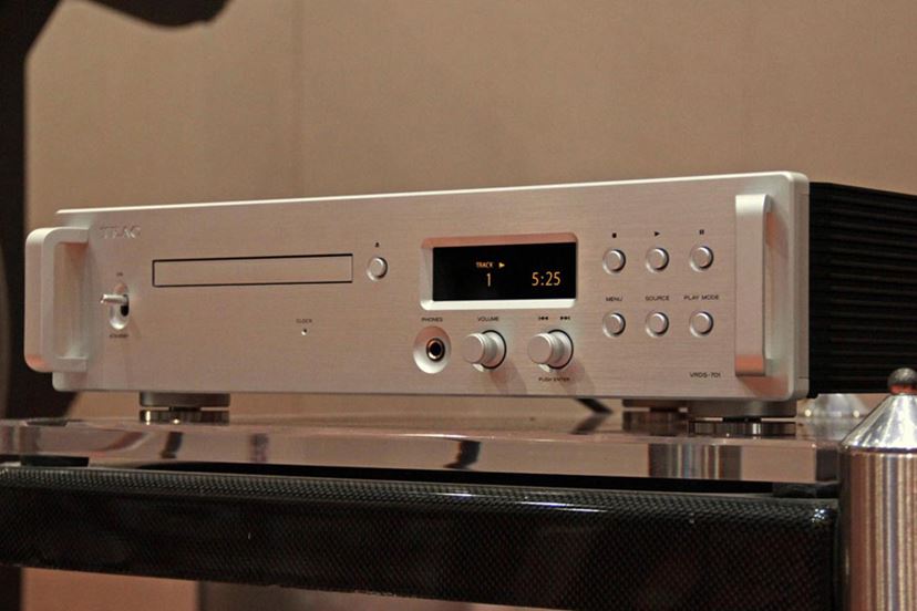 20年ぶりの「V.R.D.S」搭載ティアックCDプレーヤー「VRDS-701」 - 価格