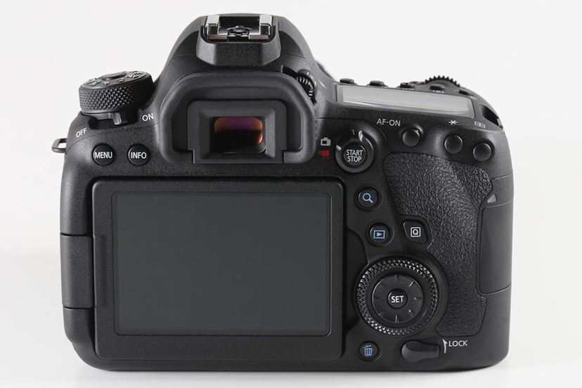 待望の新型エントリーフルサイズ、キヤノン「EOS 6D Mark II」特徴