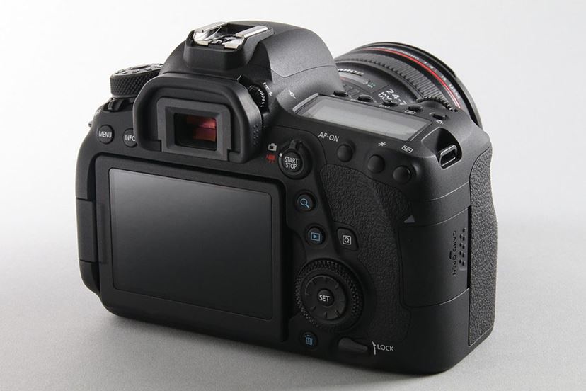 新旧どっちを選ぶ？ 人気のエントリーフルサイズ「EOS 6D」シリーズの