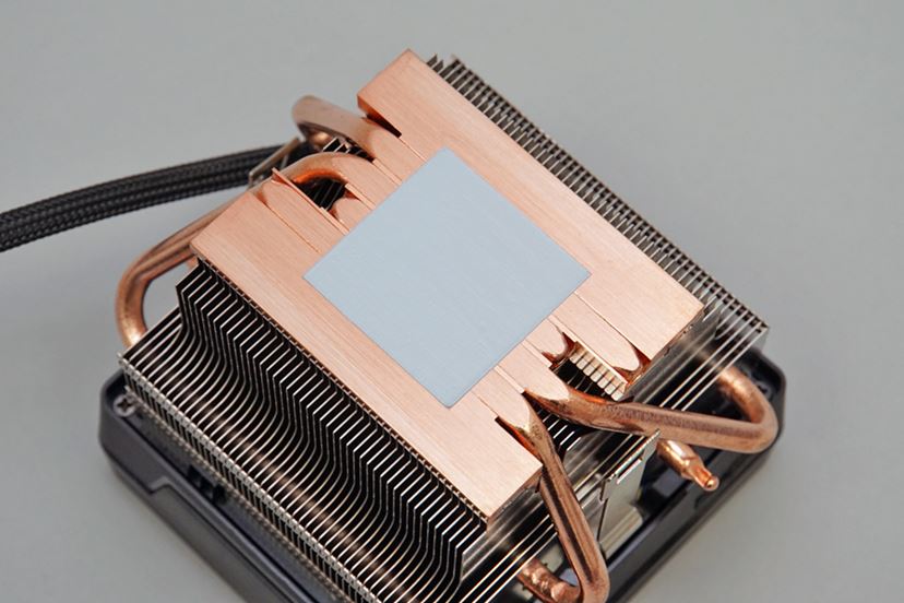 Ryzenの第2章始まる。AMD「Ryzen 7 2700X」「Ryzen 5 2600X