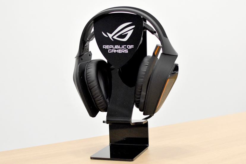 まさにリアルな没入感。女性ゲーマーが7.1chリアルサラウンドヘッド