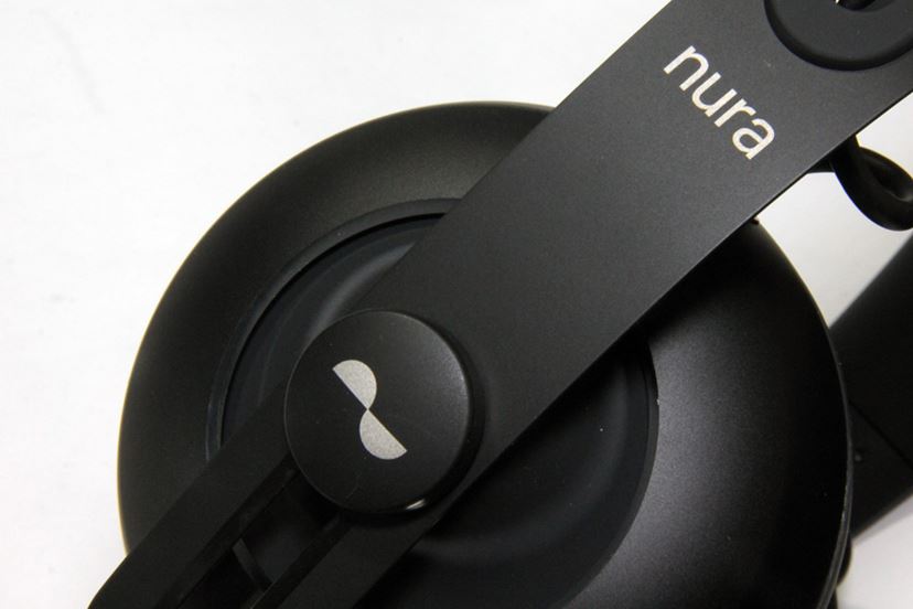 耳の中を分析して最適な音を提供する新機軸ヘッドホン「nuraphone」が