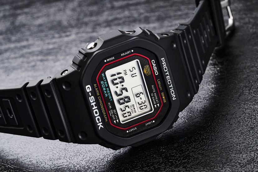 2024年ラストサプライズ！ G-SHOCK初号機復刻モデルの忠実具合を実機で