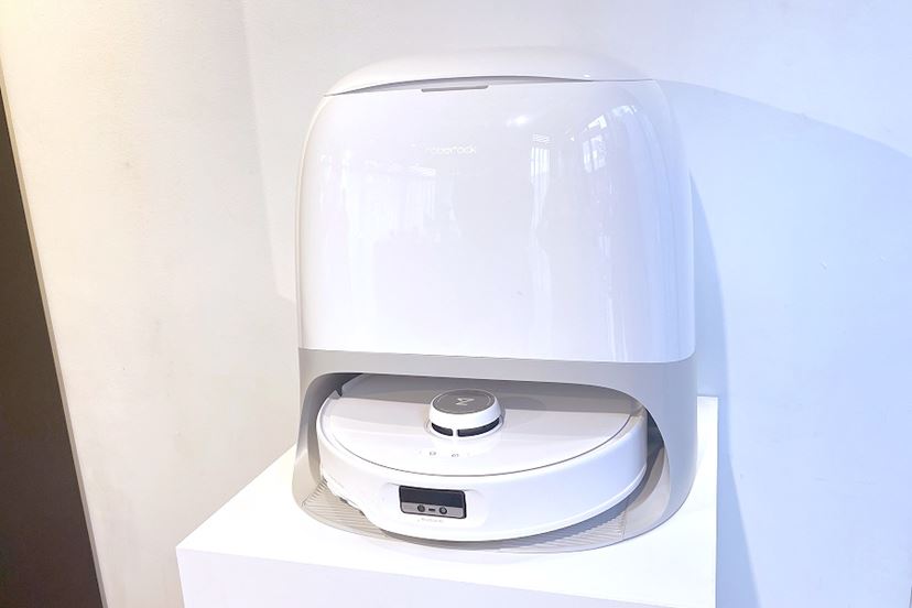 ロボロック史上最高18,500Paの圧倒的吸引力！ 死角なしの最上位機