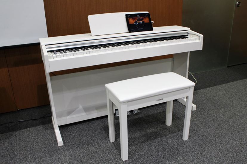 入門機でもさすがのクオリティ！ ヤマハ電子ピアノ「アリウス」最新