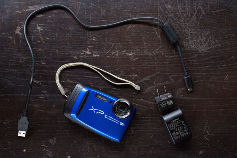 FinePix XP90」は普段使いでも持っていたい使えるタフコンデジだった