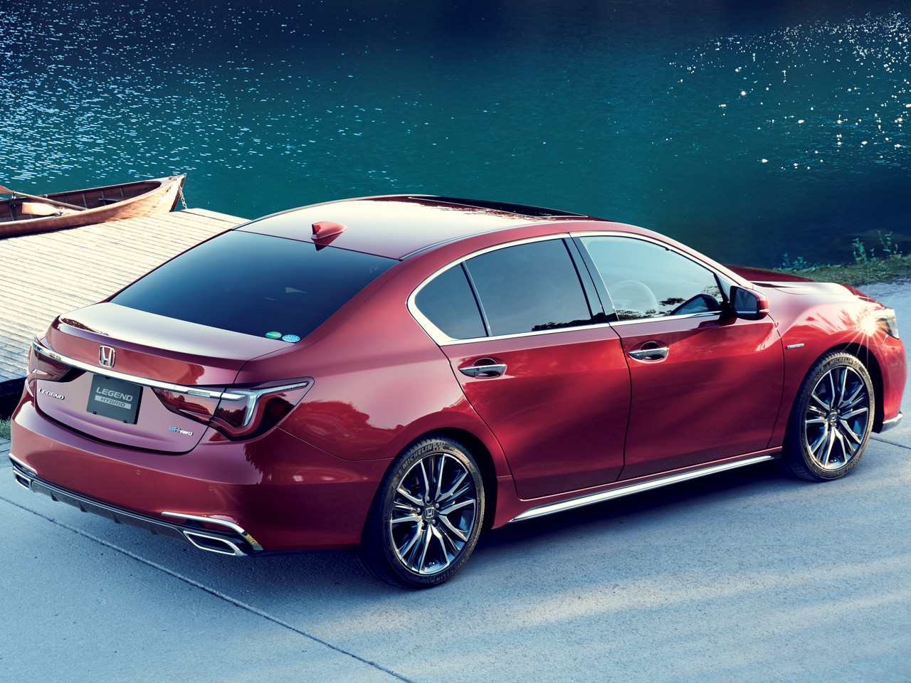 ホンダ レジェンド 2015年モデル Hybrid EXの価格・性能・装備