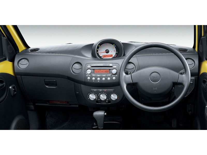 ダイハツ エッセの価格・新型情報・グレード諸元 価格.com