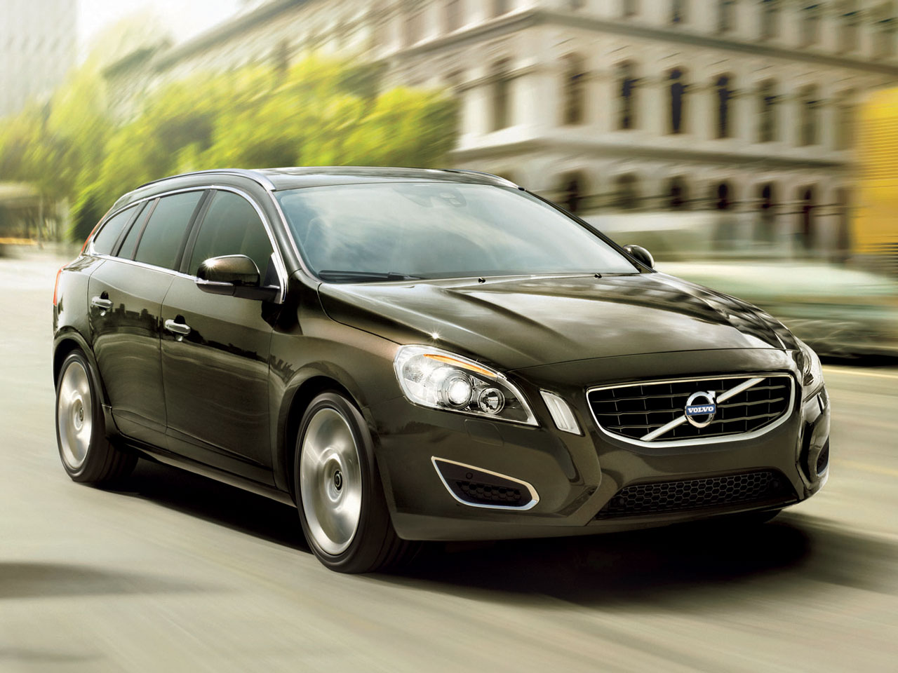 ボルボ V60 2011年モデル T4 R-DESIGNの価格・性能・装備・オプション