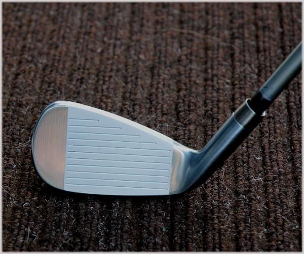 AF-906 エポンから上がって掴まるアイアン型UT（ハイブリッド