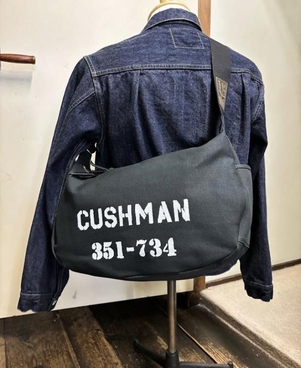 クッシュマン コットンキャンバス メッセンジャーバッグ - TRAVIS