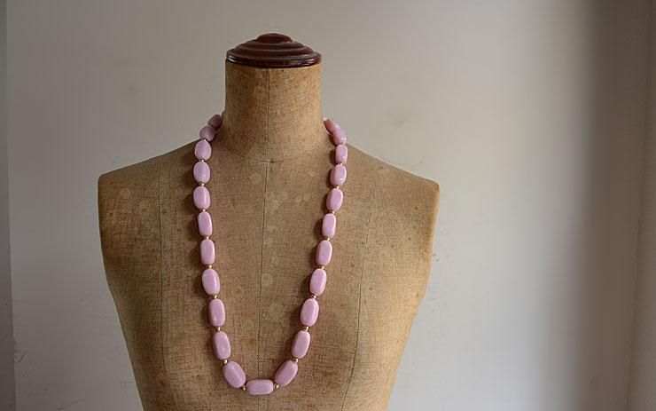 ヴィンテージ ピンク色ビーズネックレス｜アンティーク・ヴィンテージ