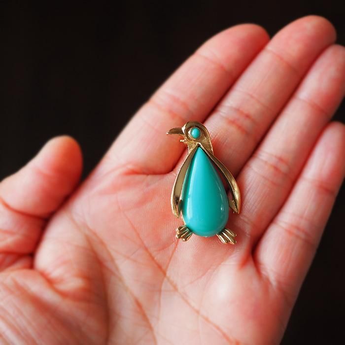 TRIFARI（トリファリ）☆ターコイズブルーのジェリーベリー ペンギンの