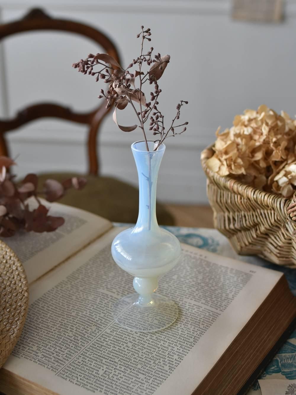 フラワーベース.オパールセント2 アンティーク 花器 ガラス小物