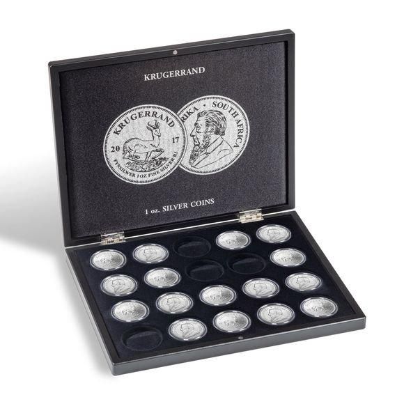 重さ1.7kg分の海外(外国)硬貨 ケースの硬貨おまけ付きとおまけ銀貨1点