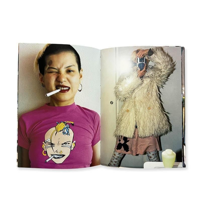 Yurie Nagashima: PASTIME PARADISE *inscribedパスタイム・パラダイス