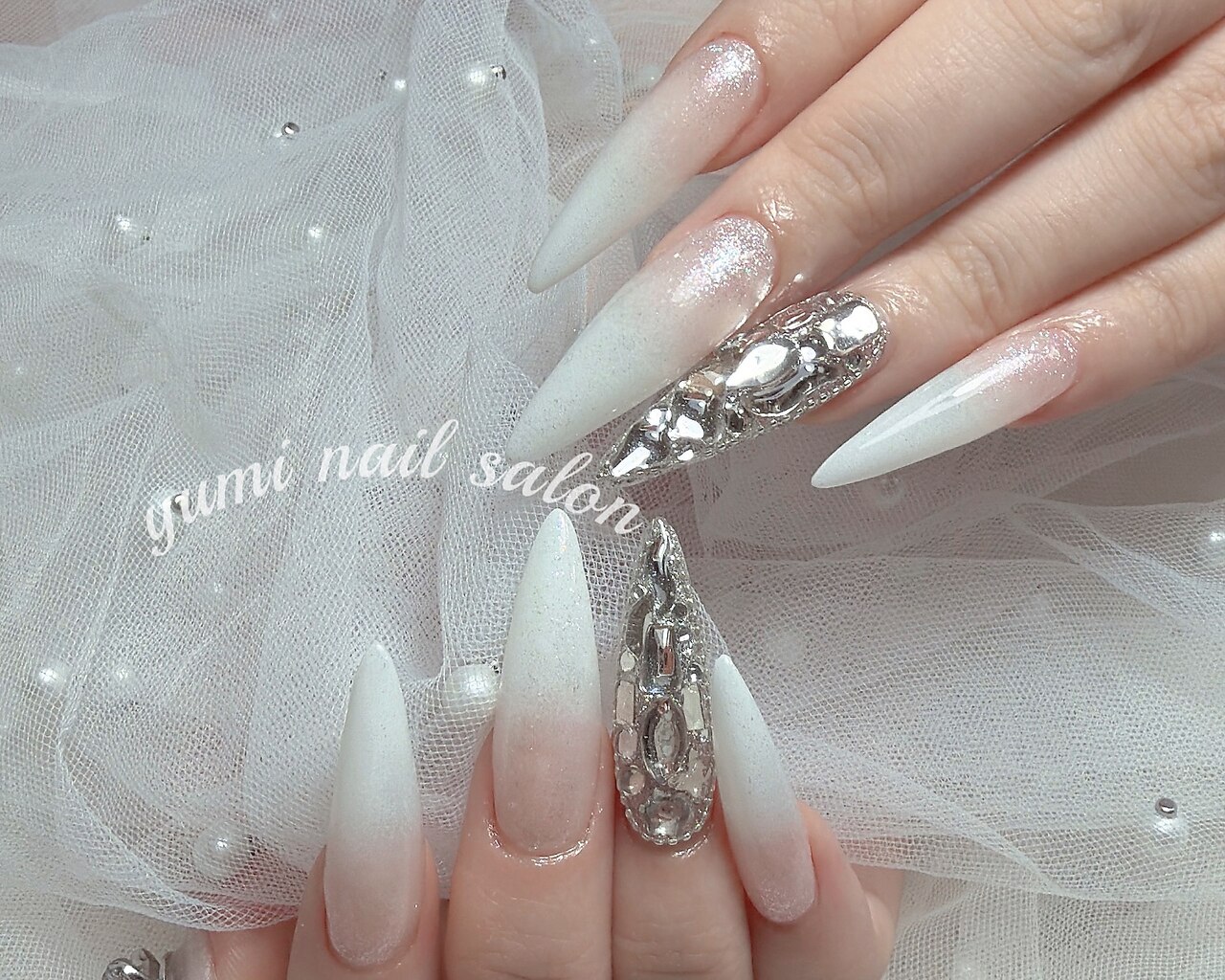 ユミ(Yumi)｜ホットペッパービューティー