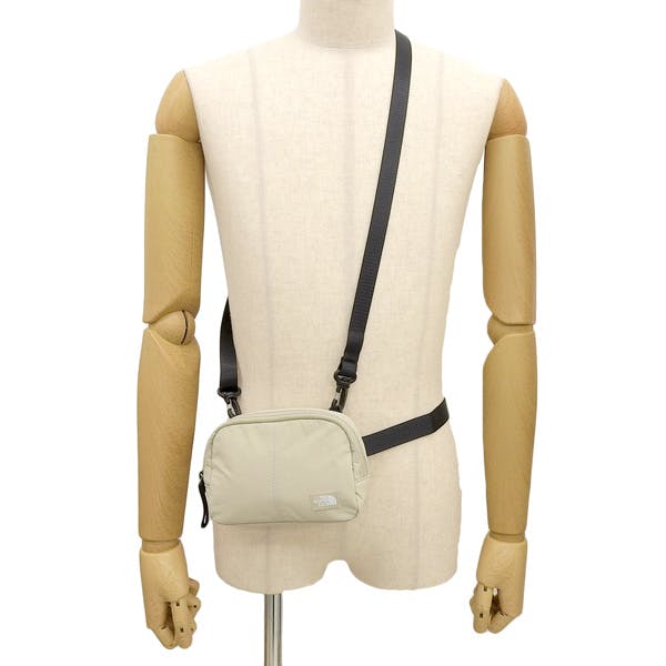 ザ・ノース・フェイス THE NORTH FACE バッグ （ベージュ） sie