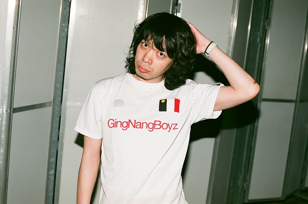 銀杏BOYZ峯田和伸、〈東京アコースティック三叉路〉で久々のライヴ出演