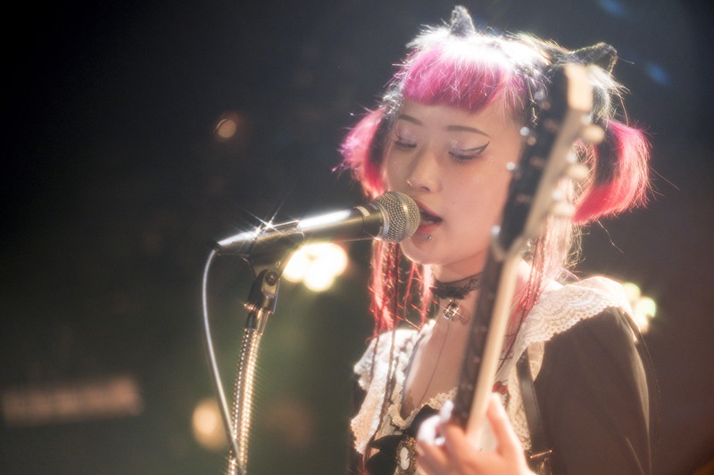 オフィシャルレポ】詩羽、初の対バン東名阪ツアー「暗闇の猫たちへ