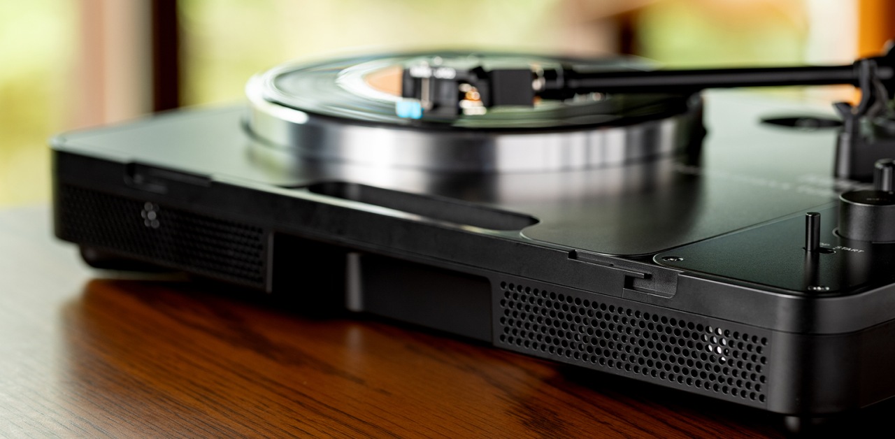 KORG、全く新しいポータブル・レコードプレーヤーを発表 - News - OTOTOY