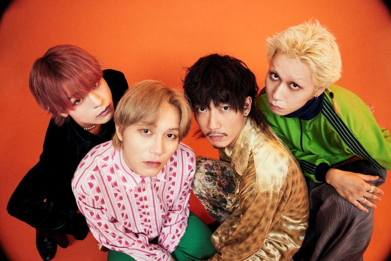 猫背のネイビーセゾン、ミニAL『NEON EYES』リード曲「Mazer」MV公開