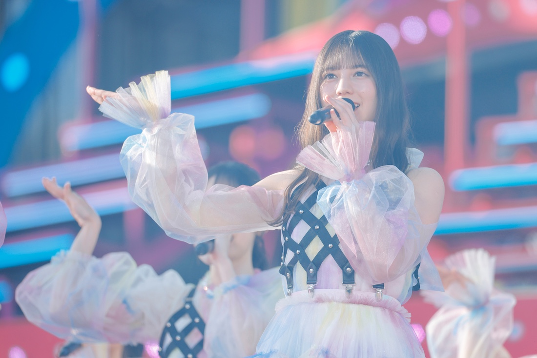 ライヴレポ】佐々木久美の卒業を見送って、日向坂46の新章がはじまりを