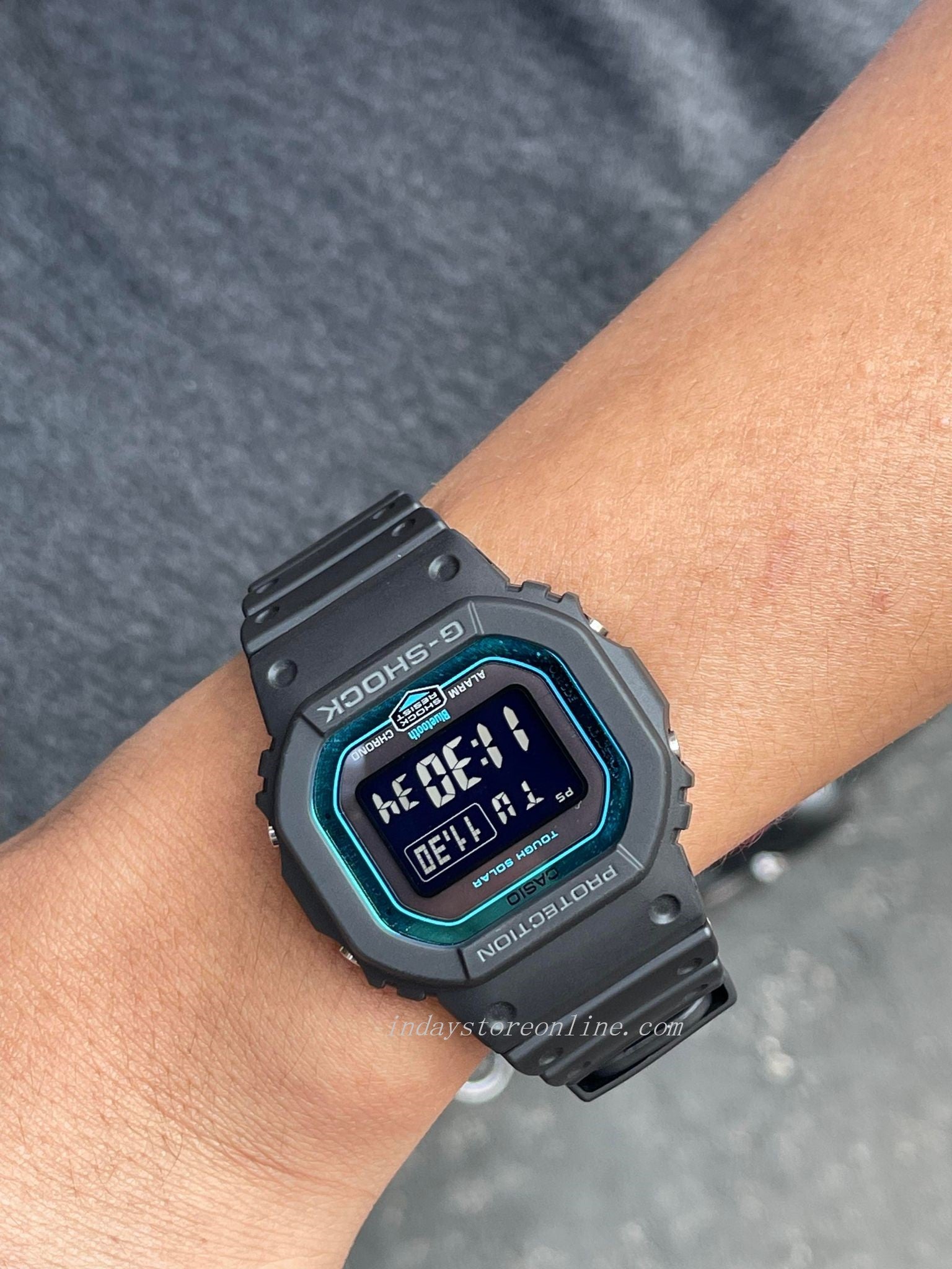 Casio G-Shock Men's Watch GW-B5600-2 Digital Tough Solar (Solar