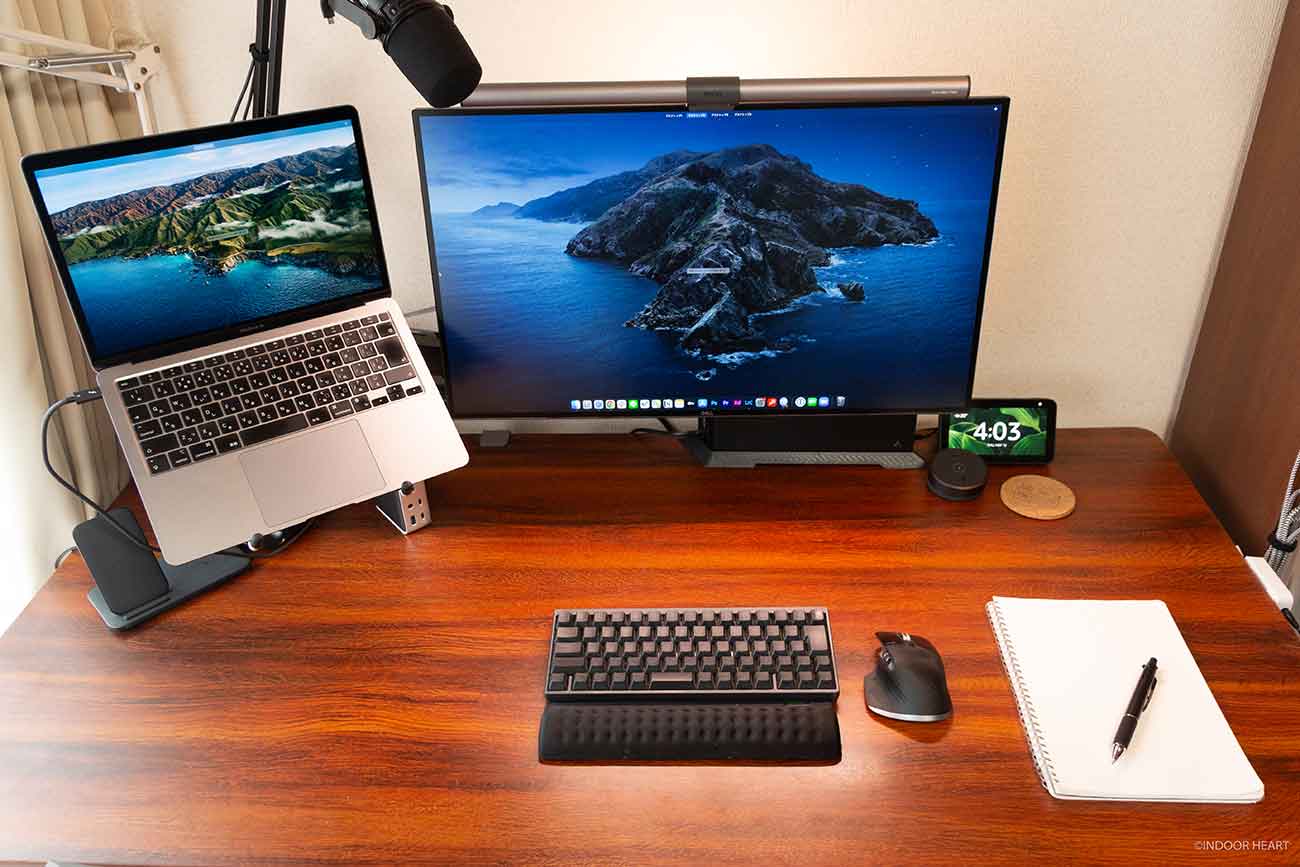 FlexiSpotの天板「マホガニー/ディープウォールナット」レビュー。やや