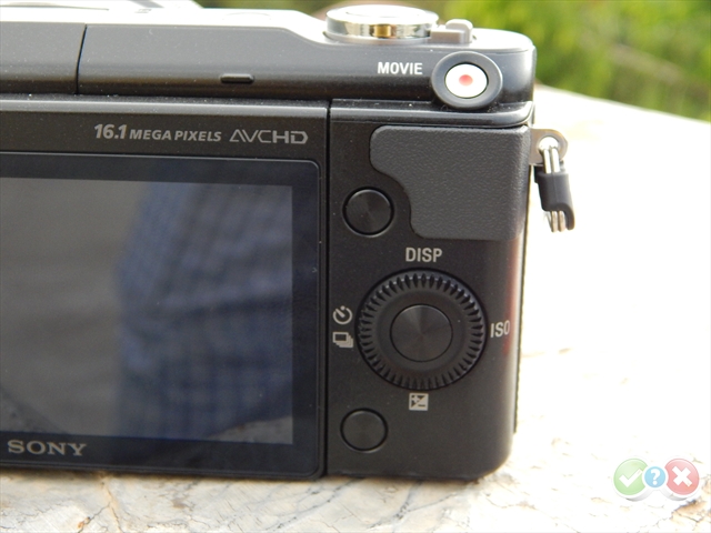 Review : Sony NEX 3N – DSLR Performance in a Compact Body