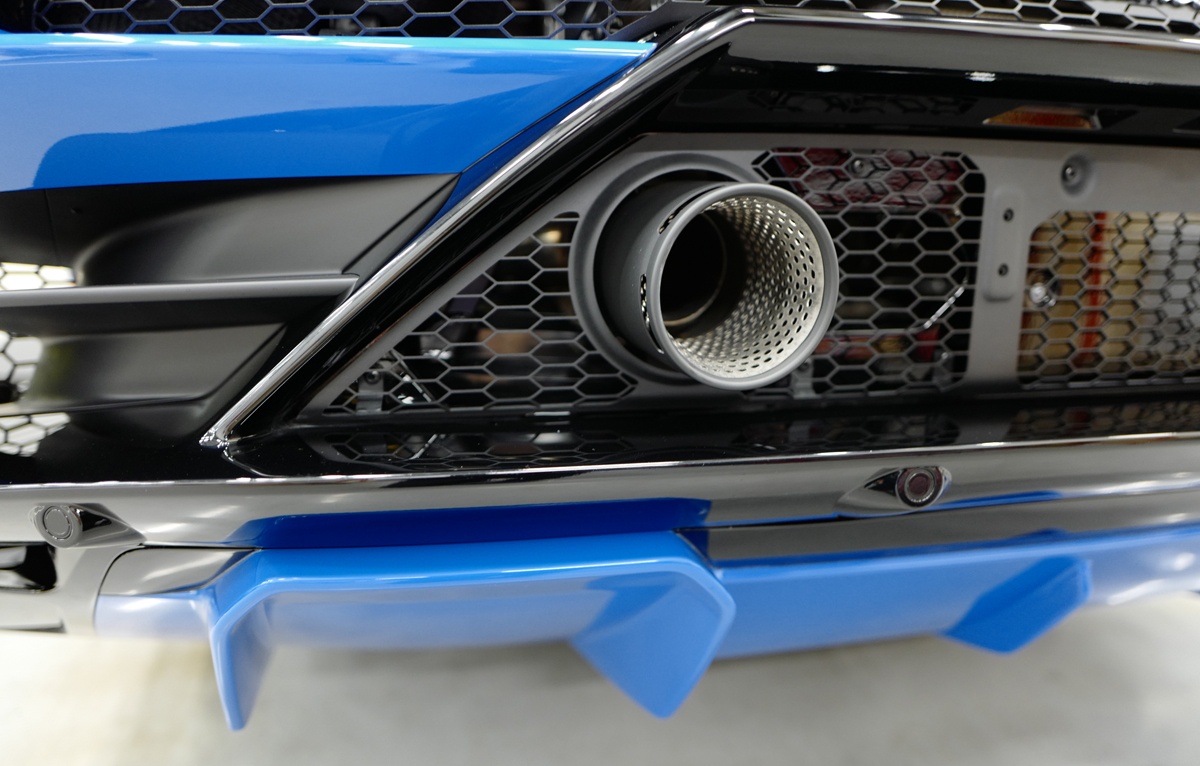 これで車検に通るの？ランボルギーニ・ウラカンEVO RWDのエキゾースト