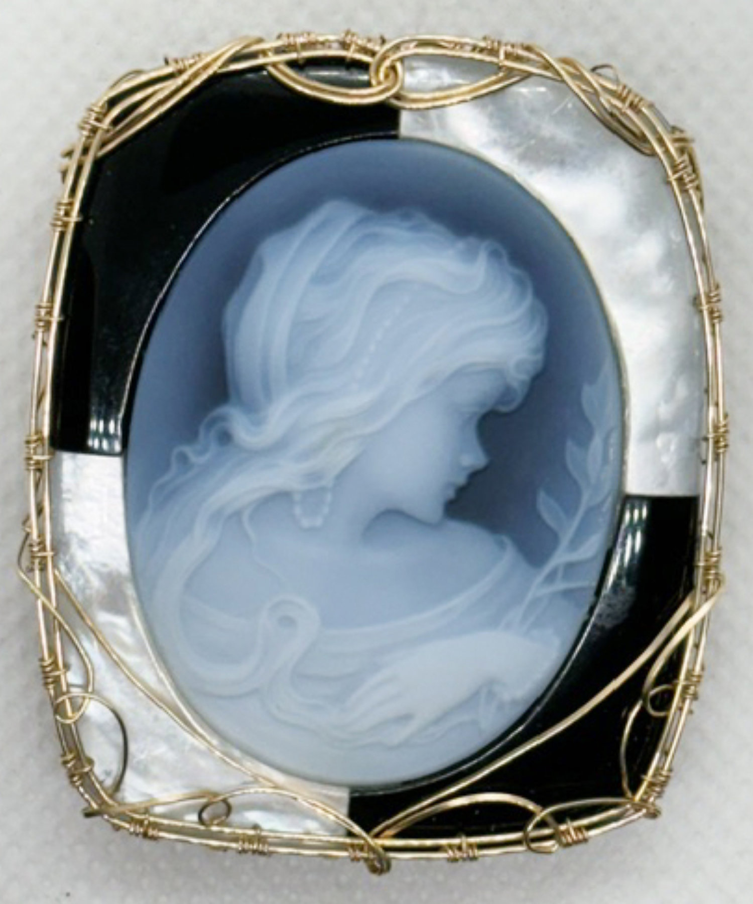 0400016777666-1?$VS_1500$