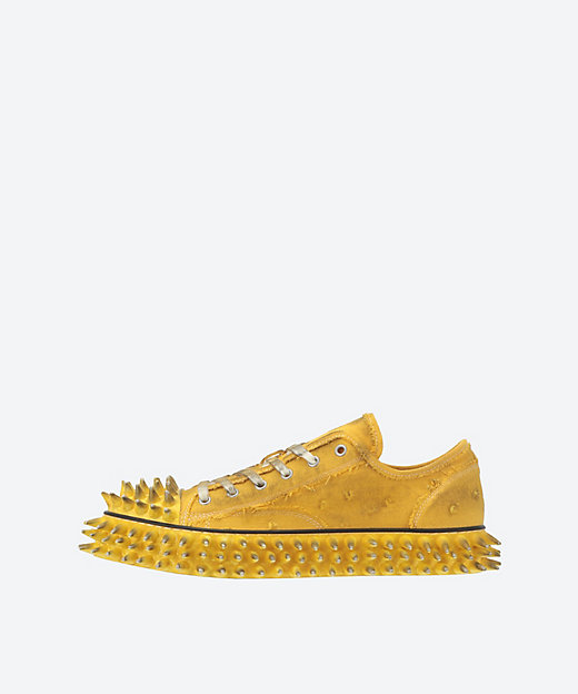 DIRTY SPIKE TOE CAP CANVAS SNEAKER