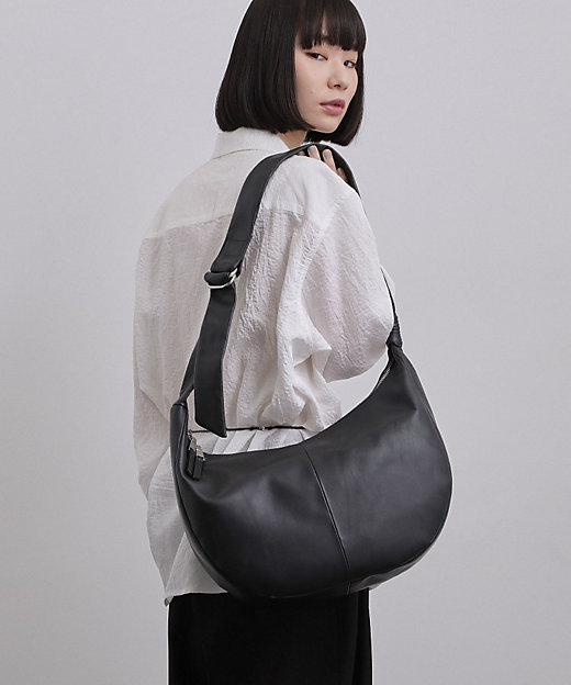 牛革使用】リアルレザーラウンドショルダーバッグ