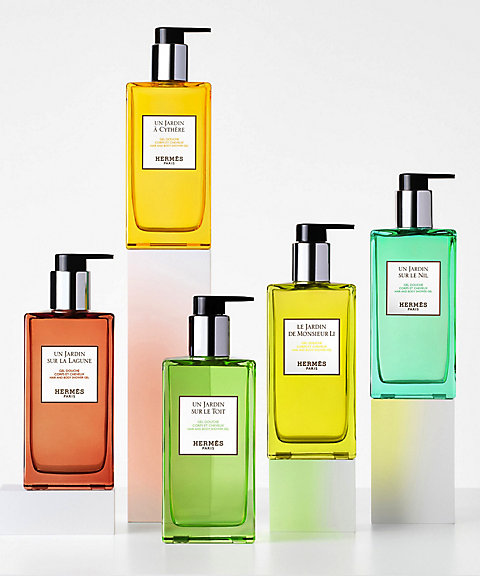 新品未開封2025年ヘア＆ボディ シャワージェルナイルの庭HERMES