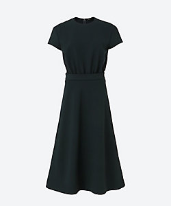 ボリュームラッフルパールスリットラインドレス YCD－425