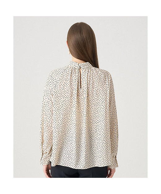 デシンドットプリントボウタイブラウス | ANAYI/アナイ | 三越伊勢丹