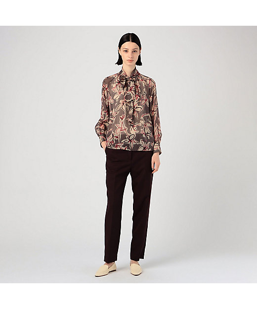 フローフラワープリント ボウタイブラウス | maison TOMORROWLAND