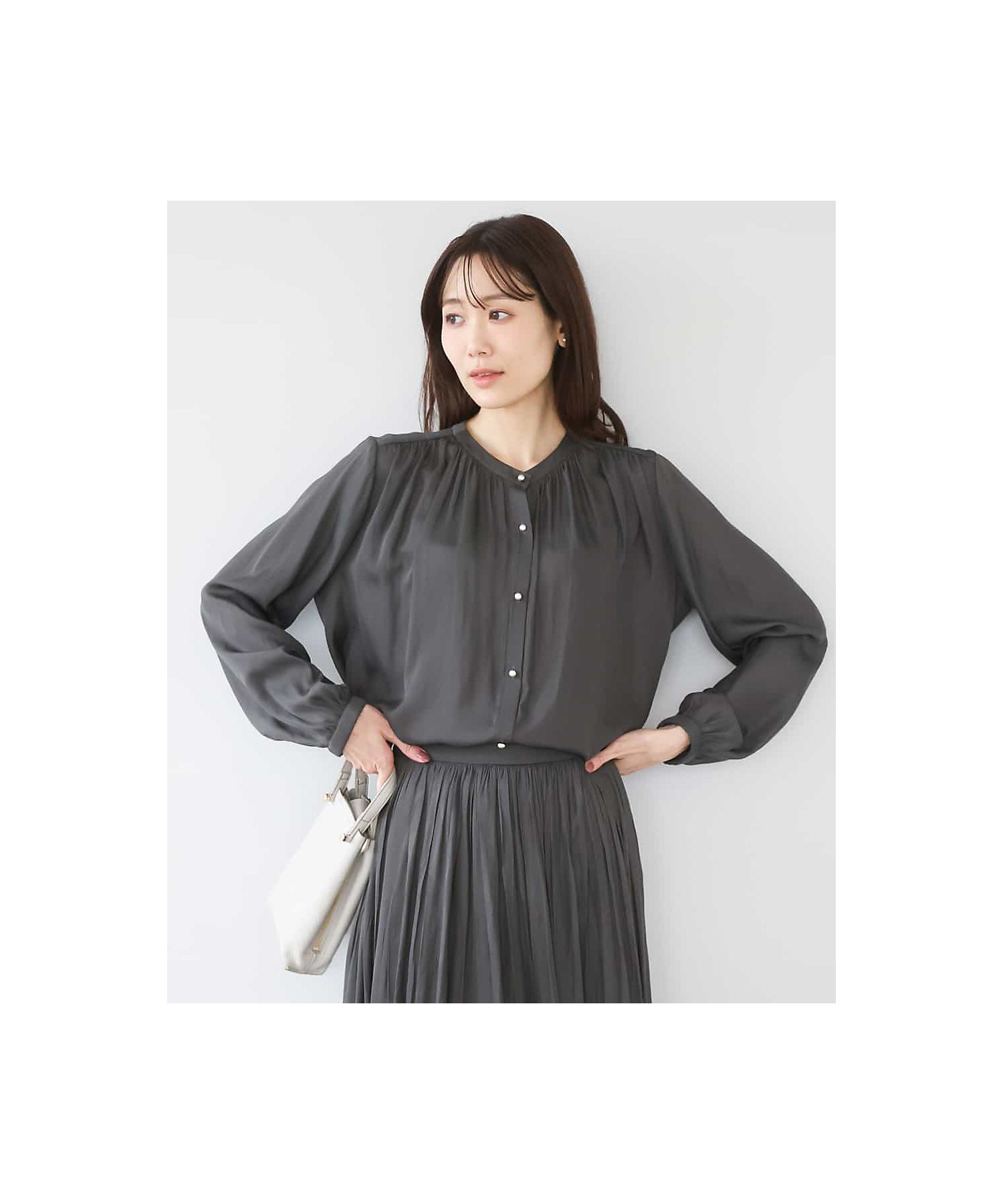 バンドカラーサテンブラウス／接触冷感／UVカット／洗える | MK