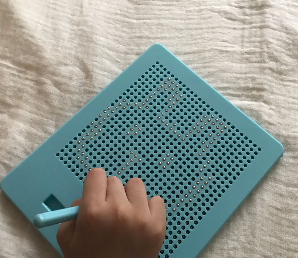 3歳〜・店長レビュー】Kid O『GlowintheDarkJumboMagnatab（マグタブ