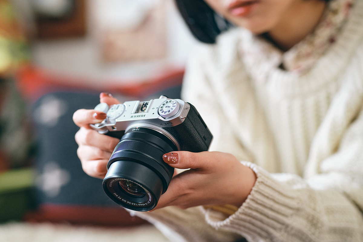 LOOK BOOK】毎日身につけたい『X-M5』 | IRODORI by 富士フイルム X