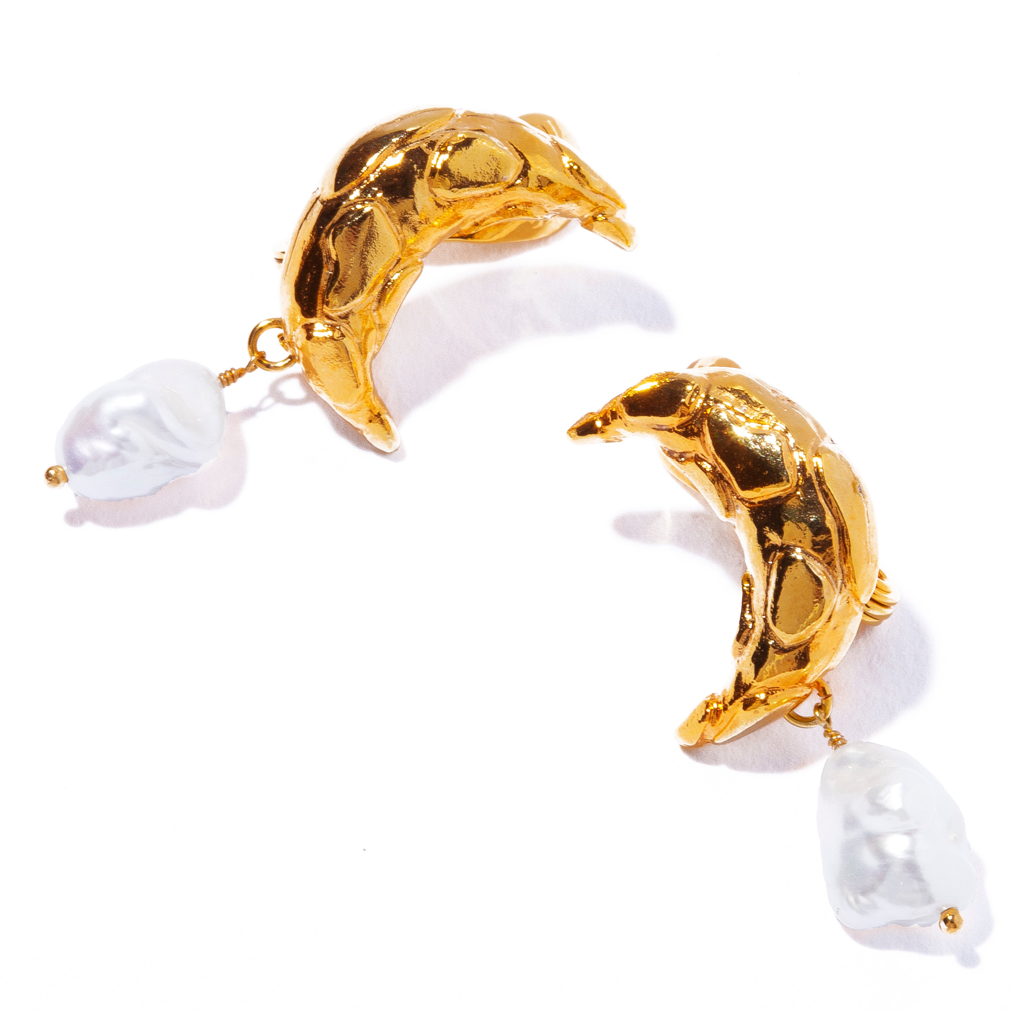 artemis pearl earring – iris47